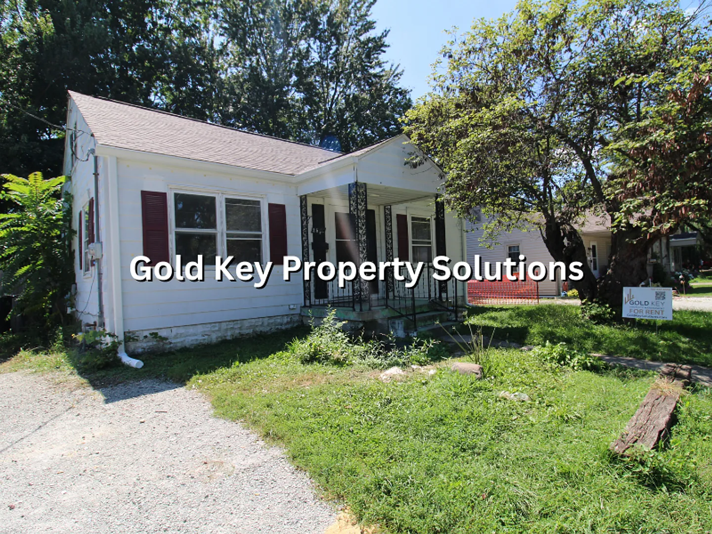 Large 4 Br 1.5 Ba House With Fenced Backyard. Section 8 Approved — Photo 1