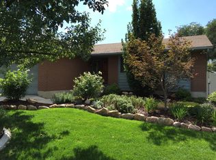 7198 S Macintosh Ln, Salt Lake City, UT 84121