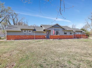 401 S Howe St, Wichita, KS 67209
