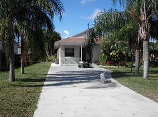 1455 NE 2nd Ct, Boca Raton, FL 33432