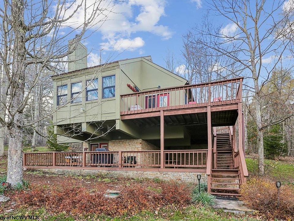 1st image of 213 Treetop Ln