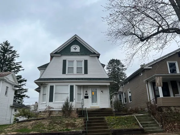 403 1/2 N Gay St, Mount Vernon, OH 43050