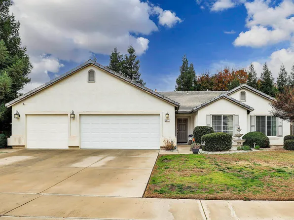 3817 N Carson Street, Visalia, CA 93291
