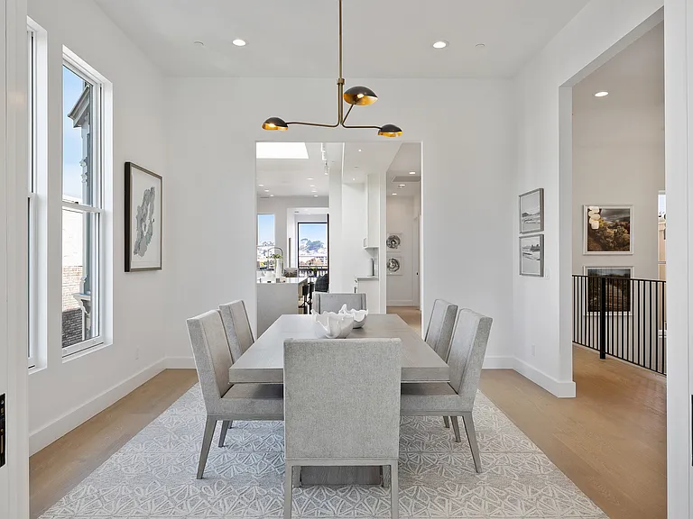 1502 Golden Gate Ave — Photo 7
