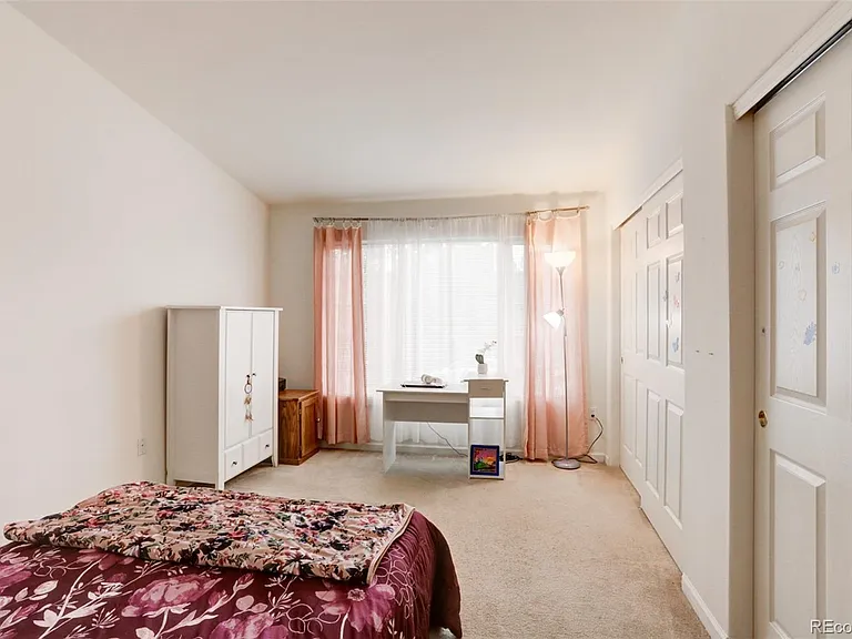 1110 Opal St #202 — Photo 17