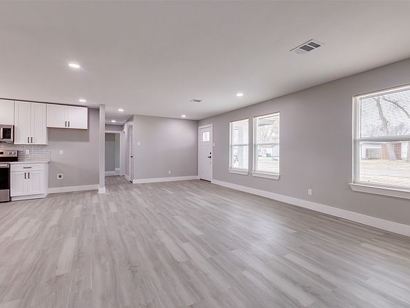 2nd image of 1012 Rancho Dr