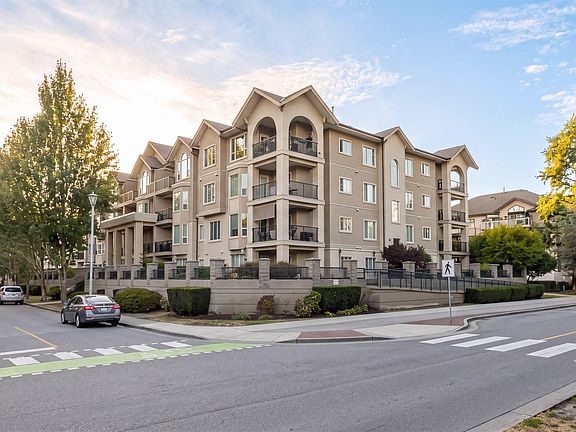 2nd image of 20281 53a Ave #401