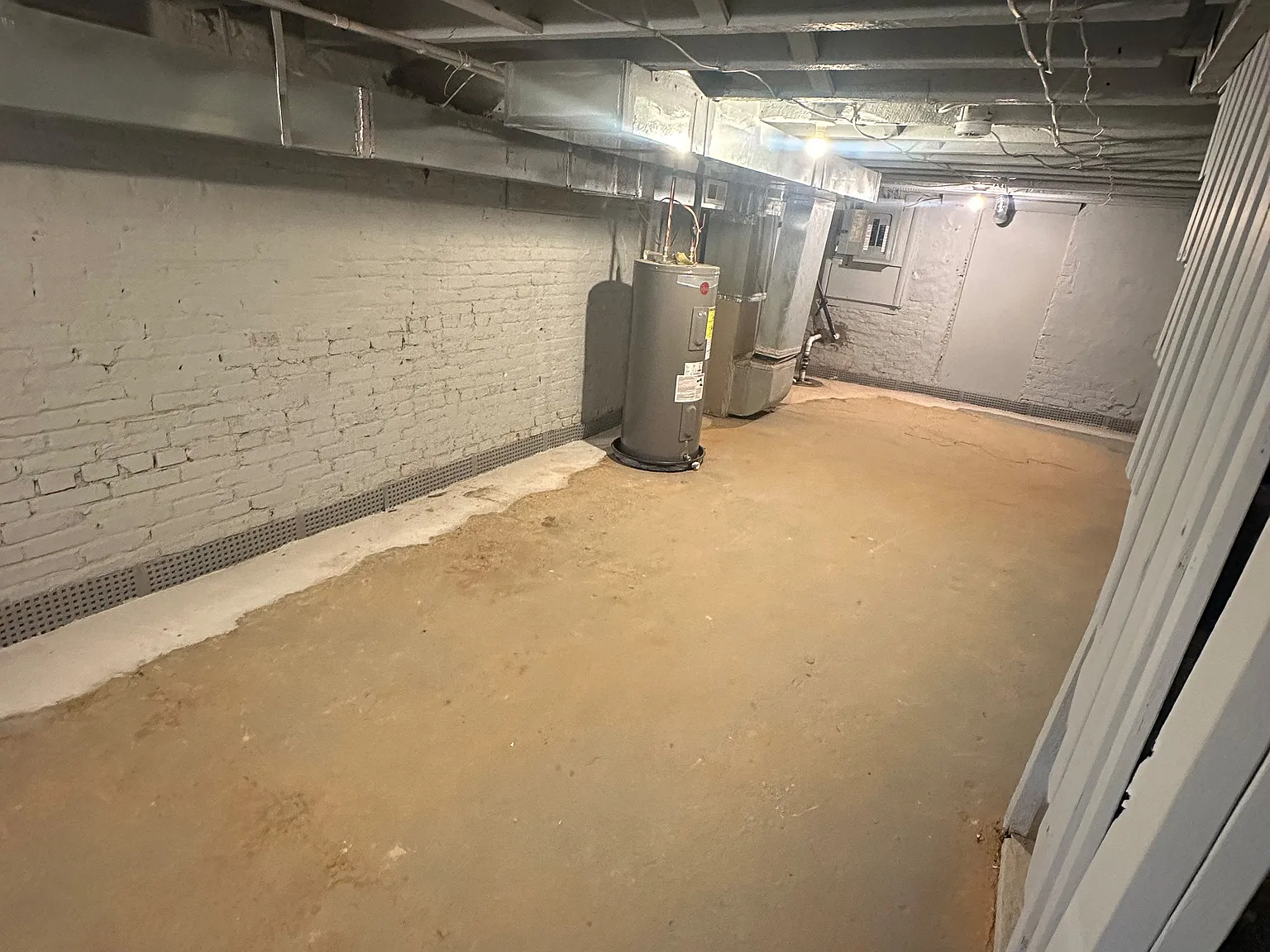 2 bed, 1.5 bath, $2,200 — Photo 4