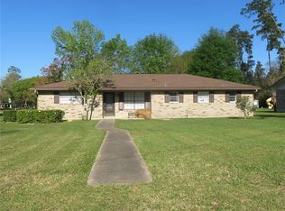 101 Wildwood Dr, Village Mills, TX 77663