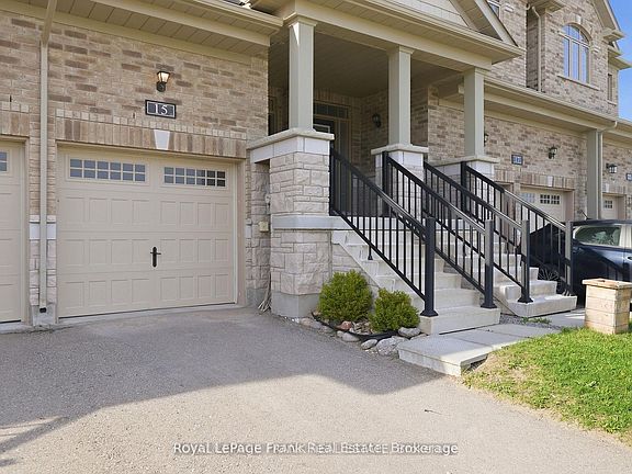 4th image of 15 Highlands Blvd