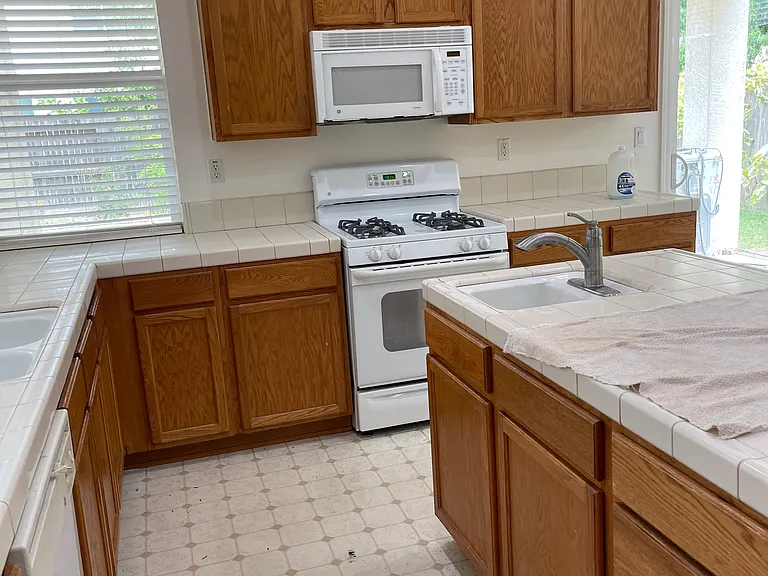 3572 Sepulveda Ave — Photo 28