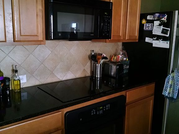 Electric Stove and Microwave