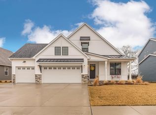 4338 Rolling Meadow Ln, Ypsilanti, MI 48197