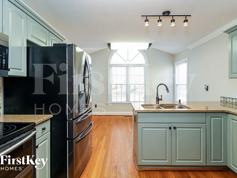 909 Woodview Ridge Trl — Photo 4