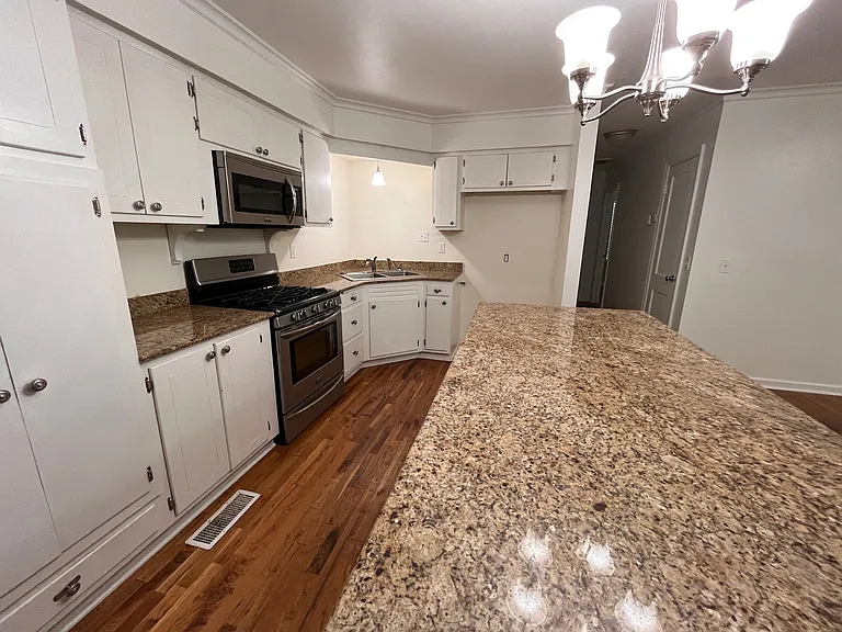 1225 Circle Dr — Photo 7
