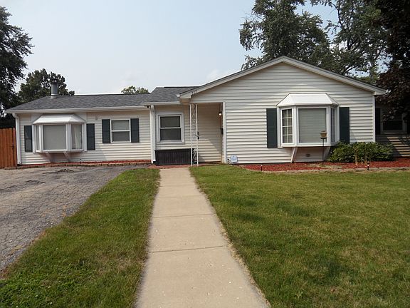 2nd image of 307 N Arrowhead St