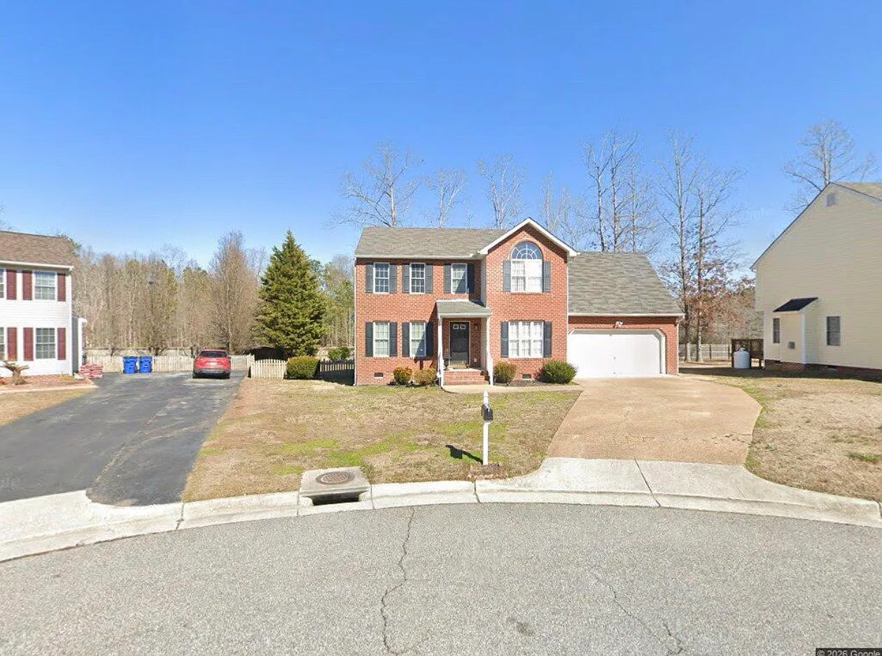 4 bed, 2.5 bath, 2142 sqft, $3,000 — Photo 1