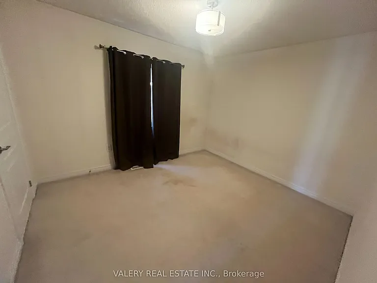 48 Bellcrest Rd #1 — Photo 24