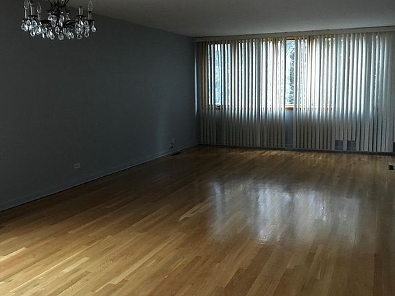 2nd image of 4610 Washington St #3E