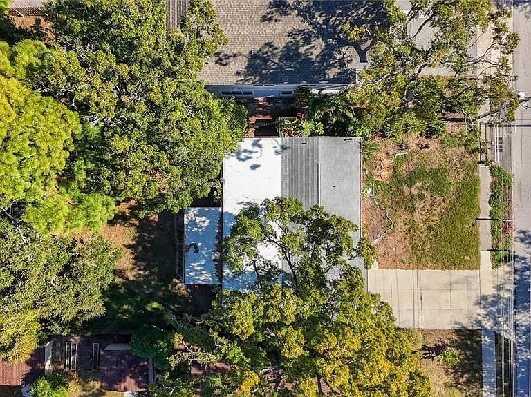 4513 W Gray St — Photo 22