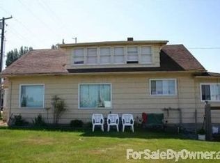 1104 15th St, Anacortes, WA 98221