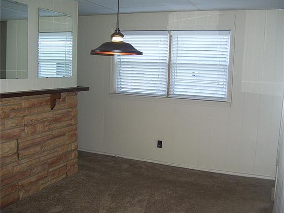 5th image of 642 S 6th St