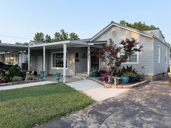 452 H St NW, Miami, OK 74354