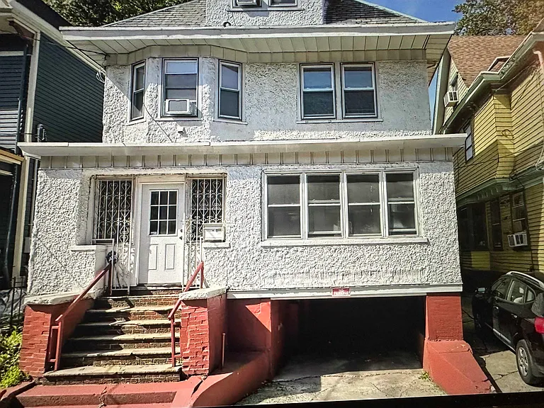 163 Jewett Ave #HOUSE — Photo 30