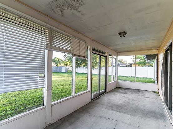 5th image of 626 Fresno Ct