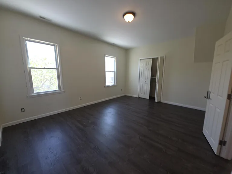 1404 Madison Ave — Photo 23