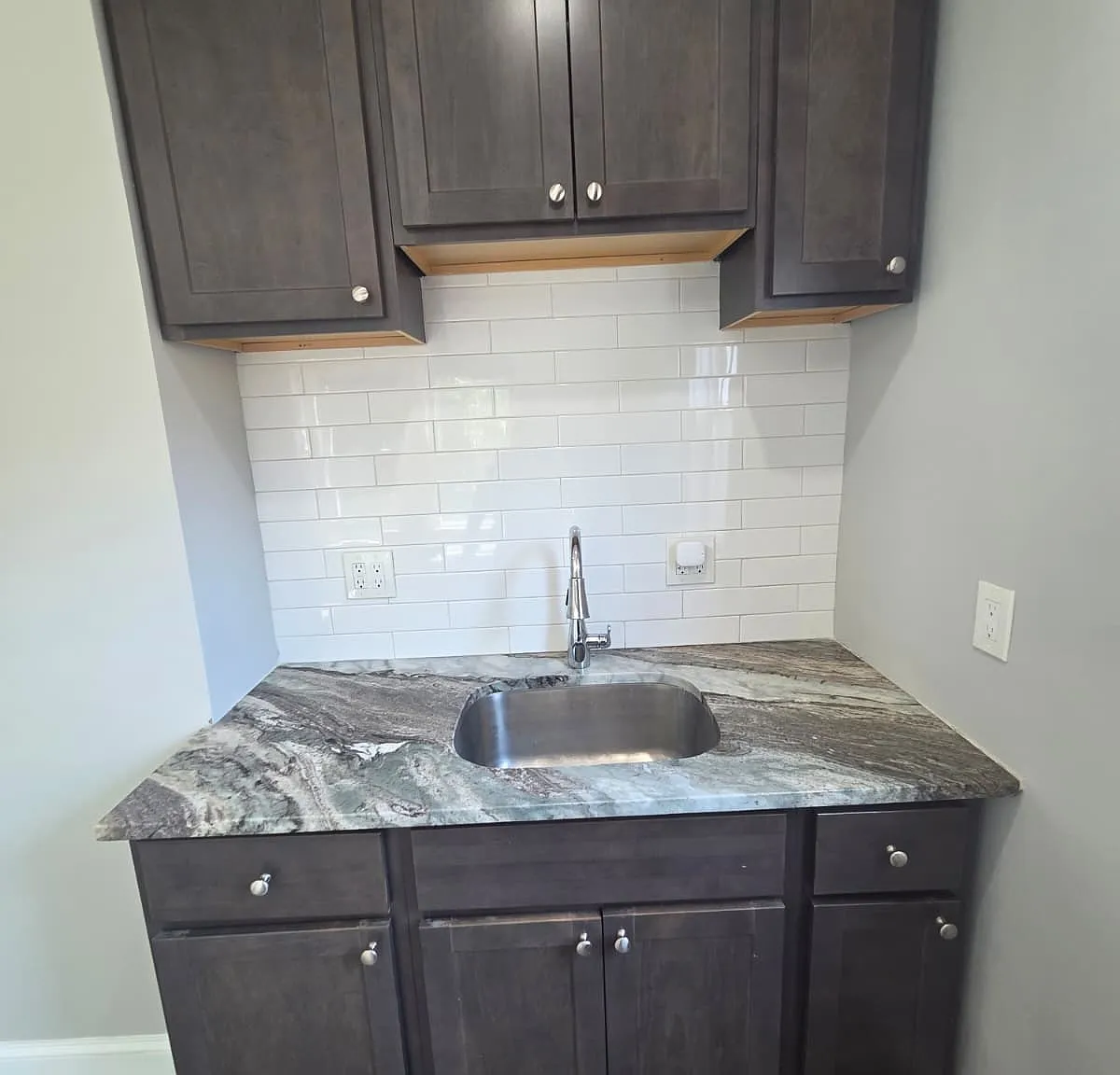 3 bed, $2,200 — Photo 3