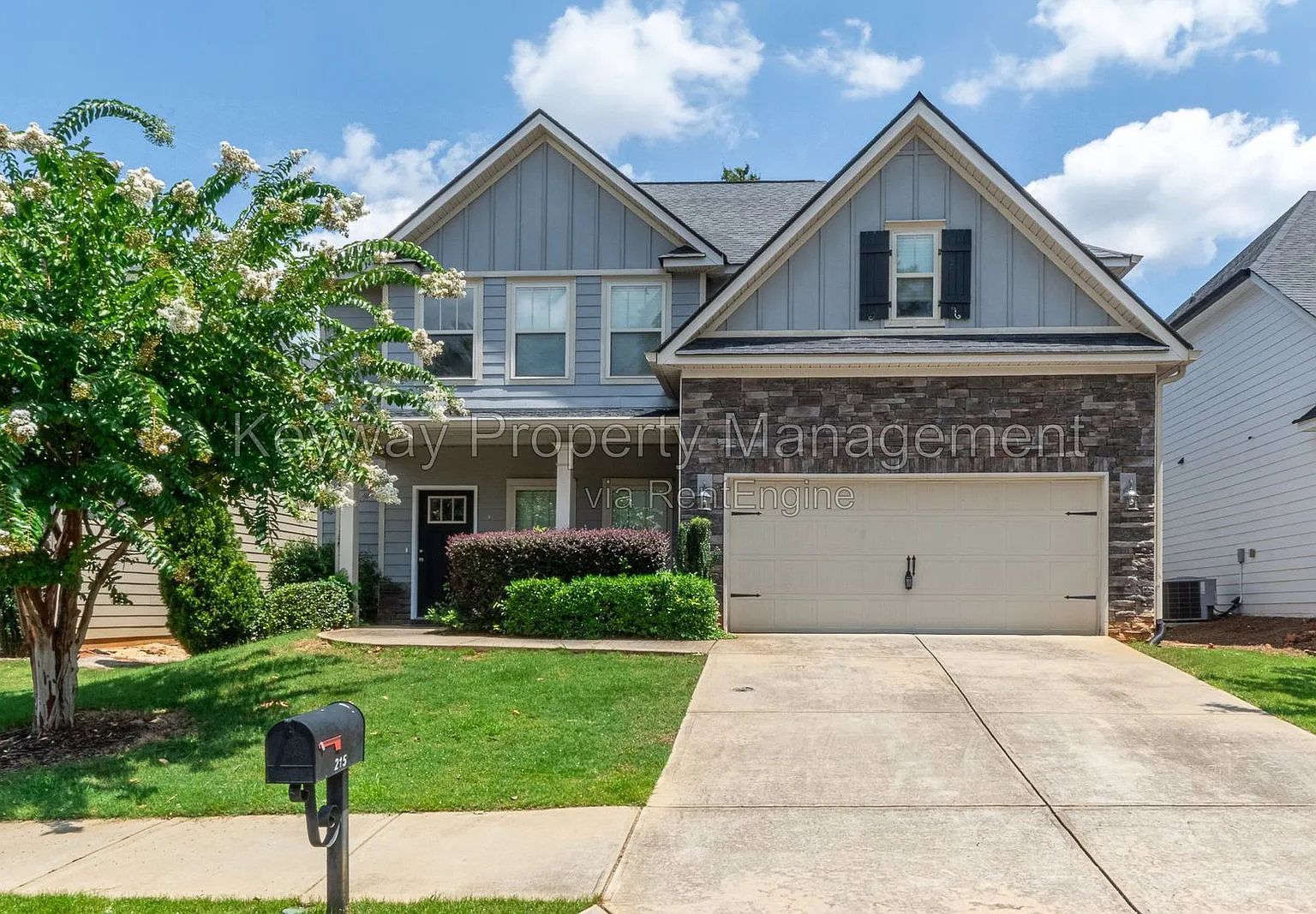 4 bed, 3.0 bath, 2366 sqft, $2,430 — Photo 1