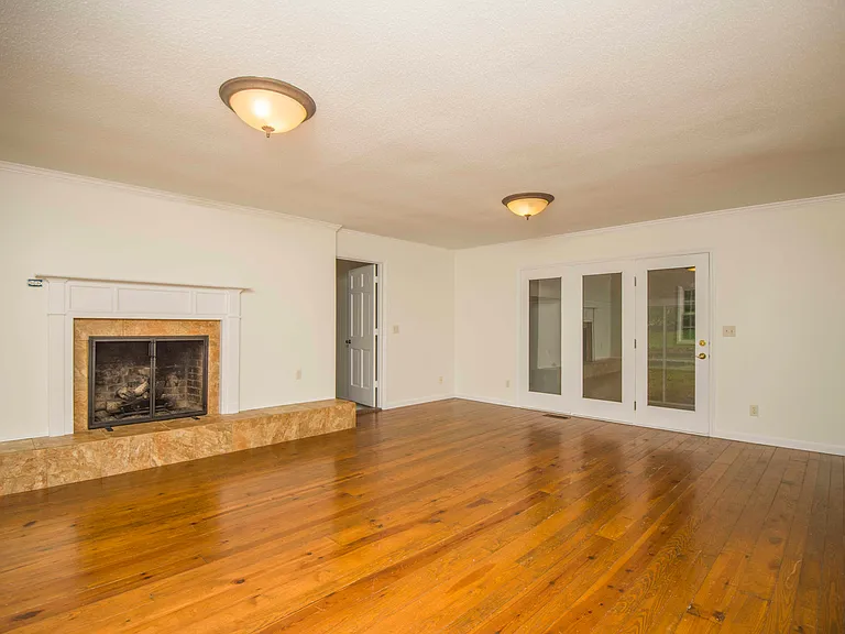 11144 Pleasant Forest Dr — Photo 22