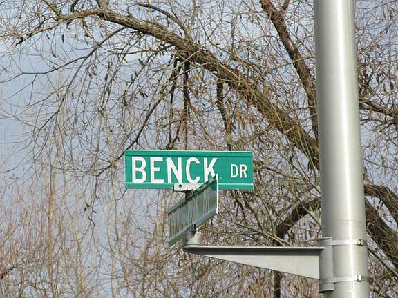 5th image of 3600 W Benck Dr