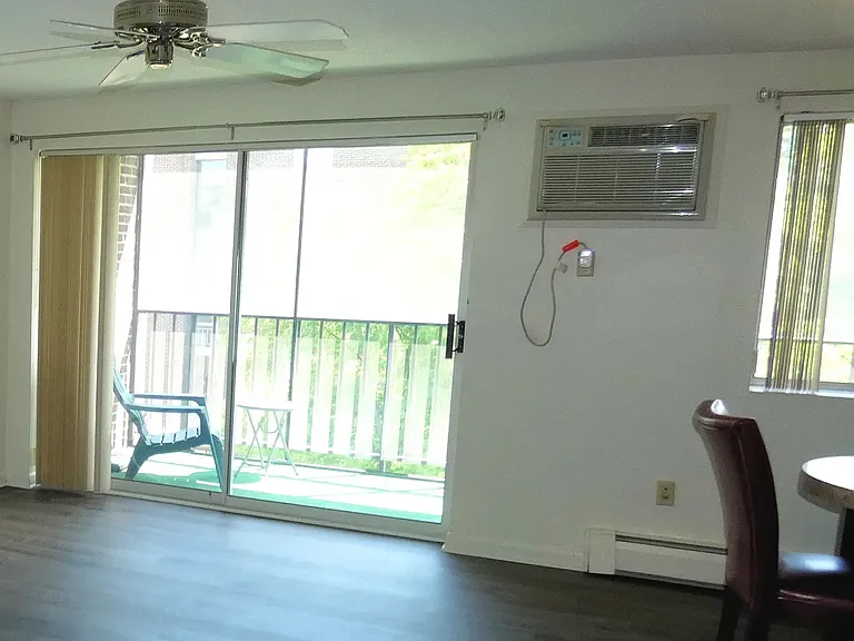 68 Main St #44C — Photo 4