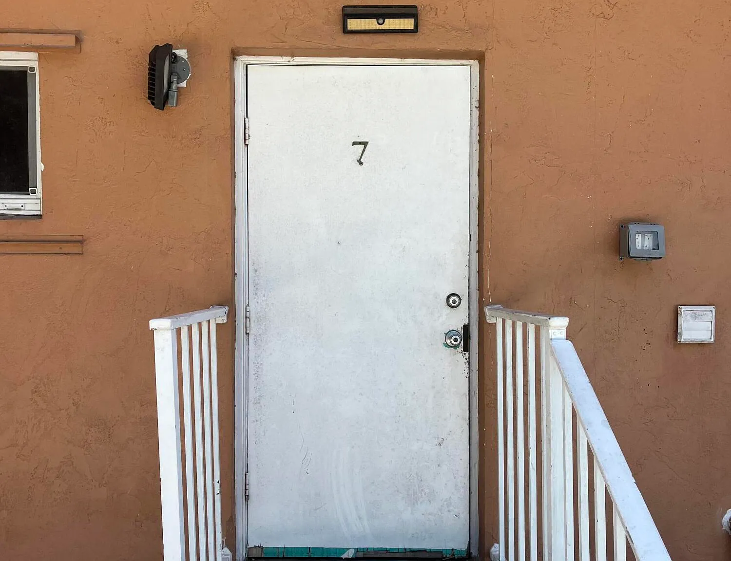 2 bed, 1.0 bath, 650 sqft, $1,950 — Photo 2