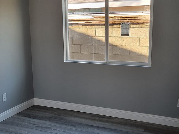 5th image of 14934 S Harvard Blvd #B