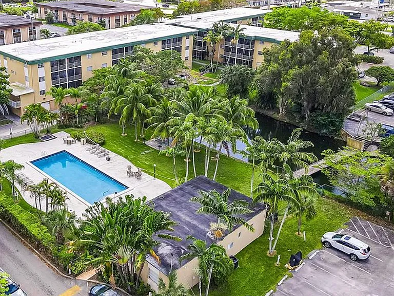 5500 SW 77th Ct #3O — Photo 7