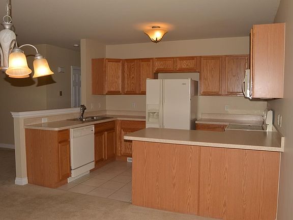 4th image of 5701 Hampshire Ln