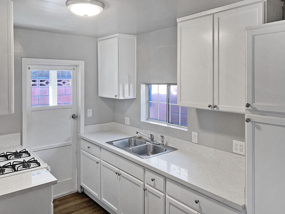 1st image of 2357 1/2 Magnolia Ave