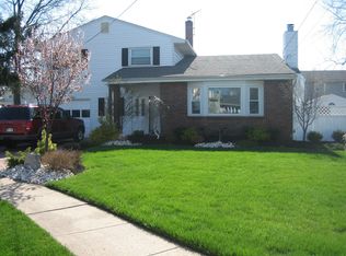 30 Friend St, Port Reading, NJ 07064