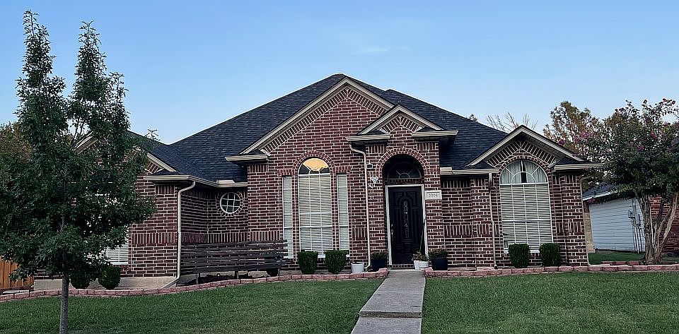 1st image of 3906 Escoba Dr