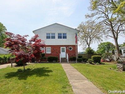 434 Locust Street, Brentwood, NY, 11717