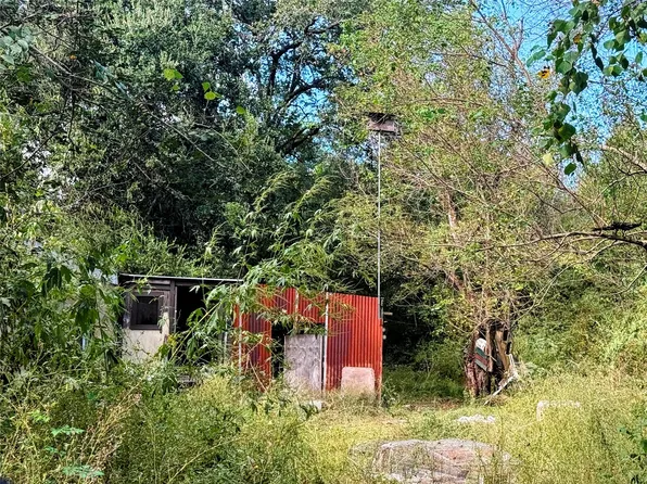 347 County Road 4098, Woodville, TX 75979