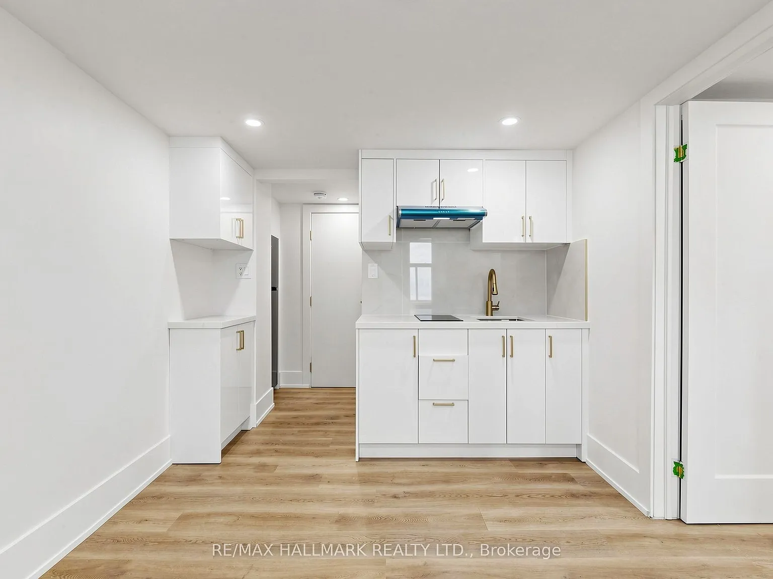 1 bed, $1,390 — Photo 4