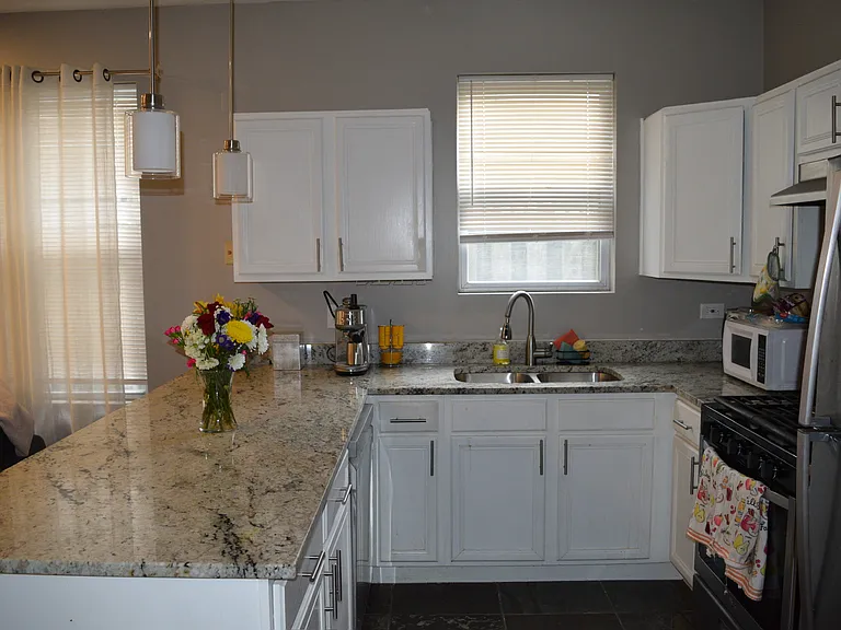 871 N Mozart St #1 — Photo 6