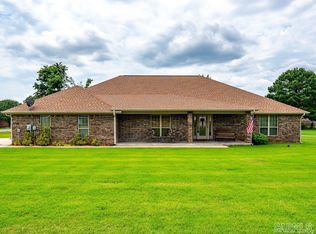 32 Northlake Dr, Conway, AR 72032