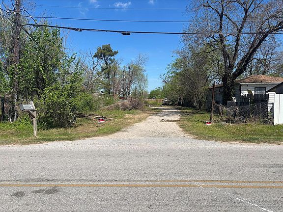 2nd image of 3401 Mohawk St