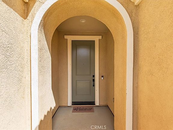 3rd image of 25344 Picket Range Way