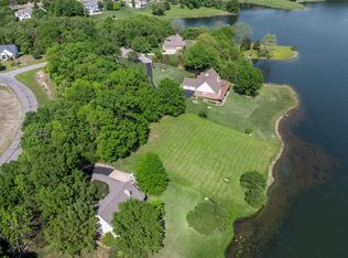 4444 Augusta Shores Dr, Augusta, MO 63332